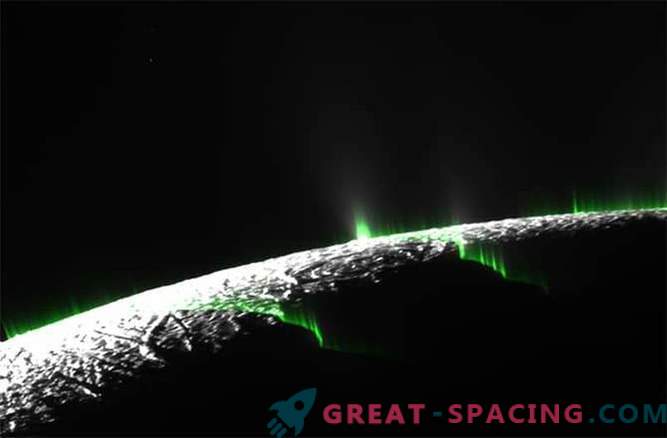Gejzirji Enceladusa so lahko iluzija