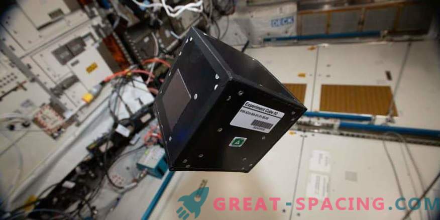 Modular experimental platform on the ISS