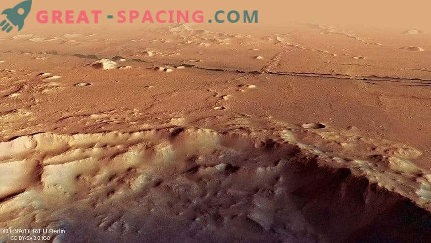 Sveža marsovska tektonika: globoki prelomi na Rdečem planetu
