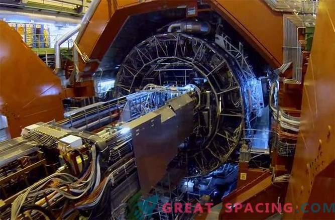 Videopogled po velikem hadronskem trkalniku