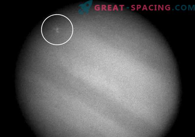Čudoviti meteorološki pojavi v Jupitrovi veliki rdeči točki