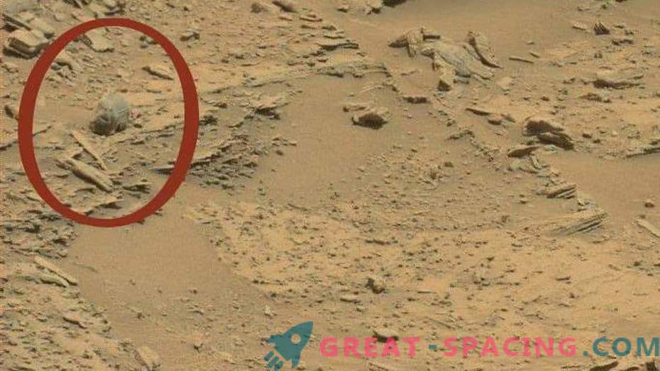 10 čudnih objektov na Marsu! 3. del