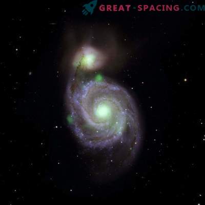 Majhen svetel objekt zasenči supermasivne črne luknje v galaktičnem sotočju
