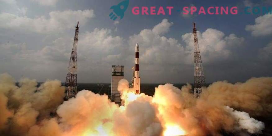 Indijska raketa se takoj pripravlja na izstrelitev 104 satelitov