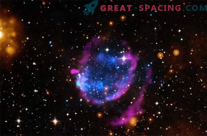 Ostanki supernove z močnim toplotnim sevanjem