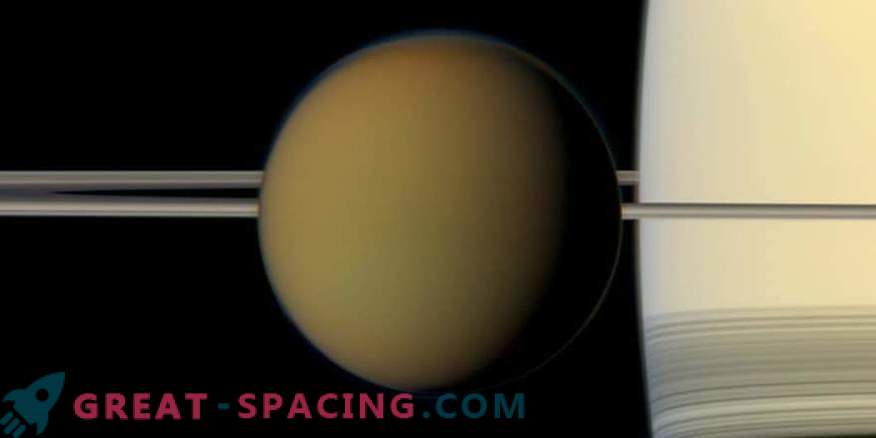 Titanova veličastnost v infrardečem pregledu