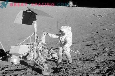 Posadka Apollo-12 je med pristankom odkrila eno od prvih vozil, ki so se začela na Luno