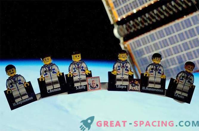 Velika Britanija iz astronavta je predstavila vesoljsko postajo LEGO za brezplačne kolesarje