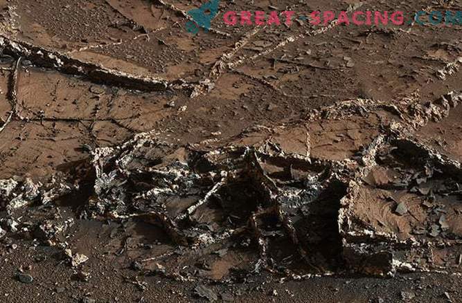 Epsko prvo leto radovednosti na Marsu: fotografije