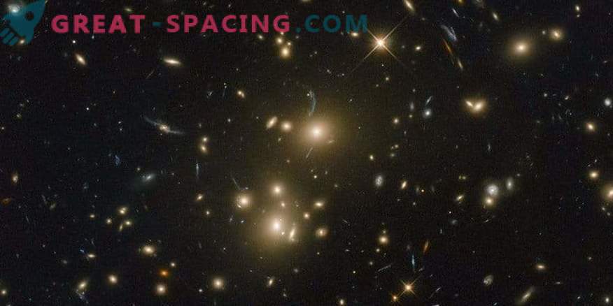 Photos du cosmos: des chaînes d'étoiles sans-abri