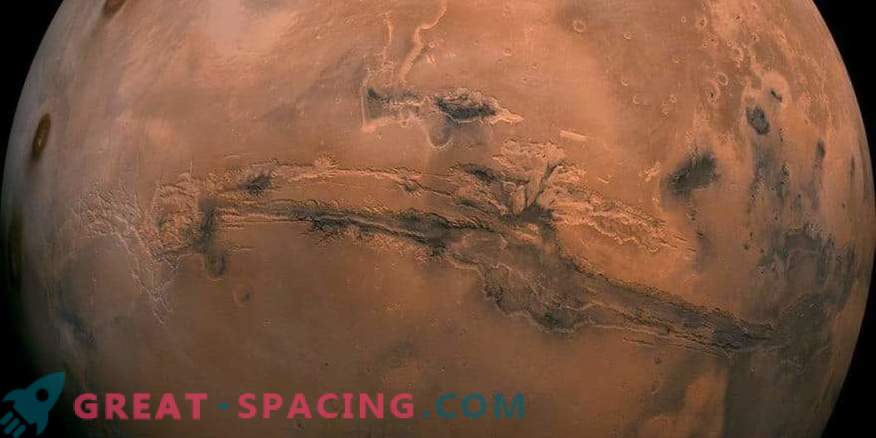 Ali obstaja življenje na Marsu? Program Viking skriva skrivnost že več kot 40 let