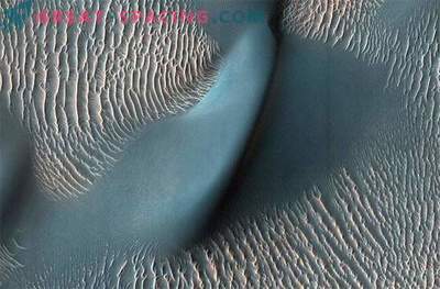 Ustvarjanje valovitih zemljevidov na površini Marsa razkriva skrivnosti lokalnih sipin
