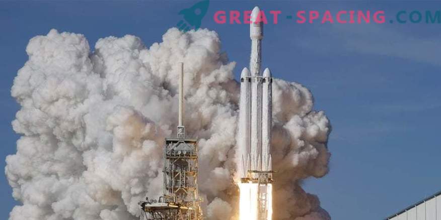 SpaceX namerava lansirati raketo Falcon Heavy drugič