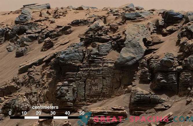 Študije starih vod Marsa z roverjem Radovednost: fotografija
