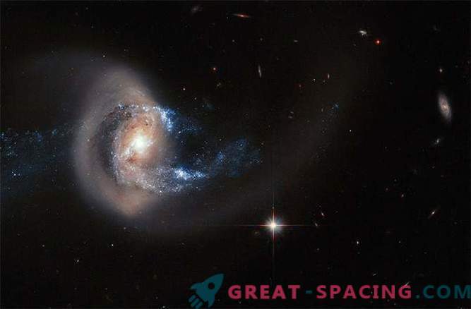 Hubble je odkril galaksijo razpršenih zvezd daleč od doma