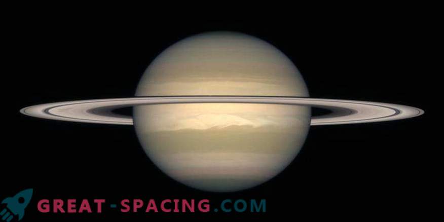 Kako dolgo lahko Saturn obdrži svoje obroče